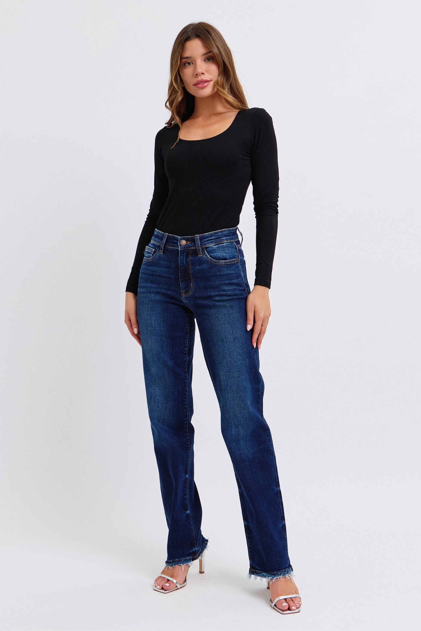 Judy Blue MR Straight Fray Hem Jean