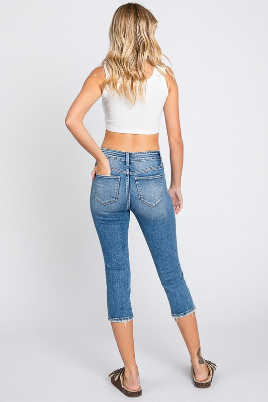 Petra Mid Rise Skinny Capri